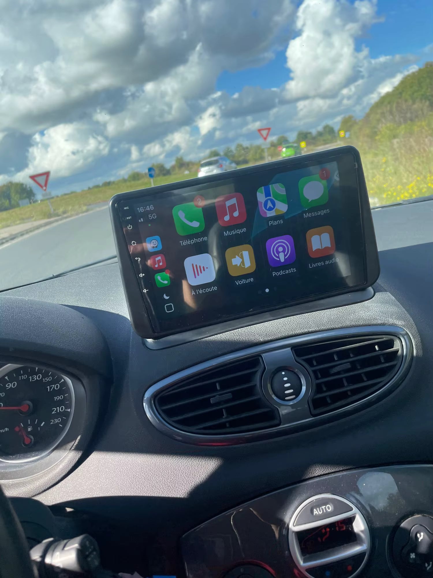 Carplay - Clio 3 2005 à 2014 MyCarPlay